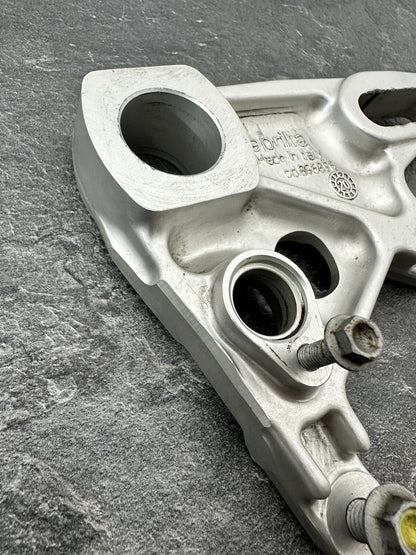 Aprilia Tuono V4 1100 Factory 2020 Rear Brake Caliper Hanger Mount 6889m 2019