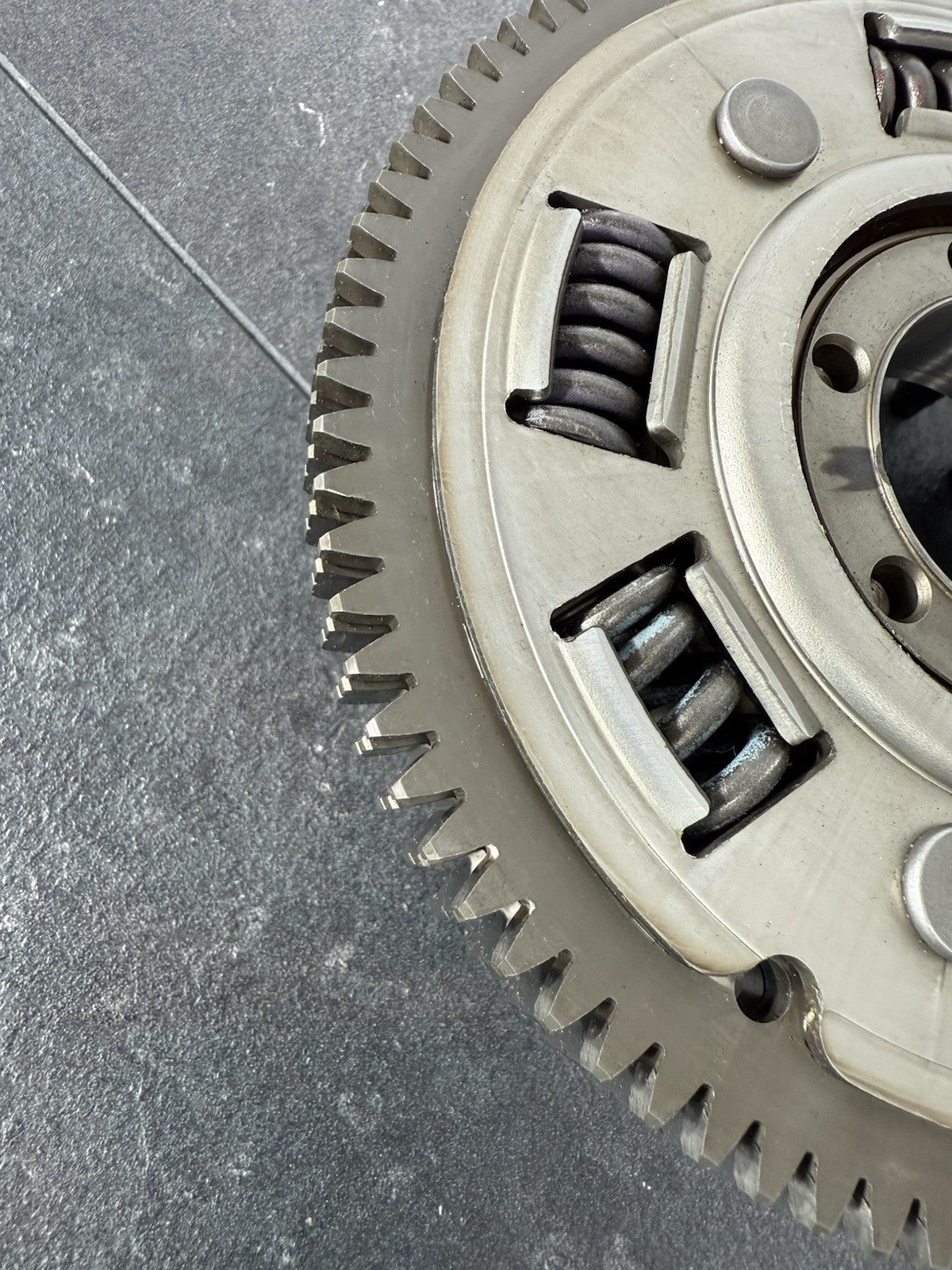 Triumph Street Triple 765 R 2017 Clutch Basket Outer 18498 Miles 2018-2021 RS