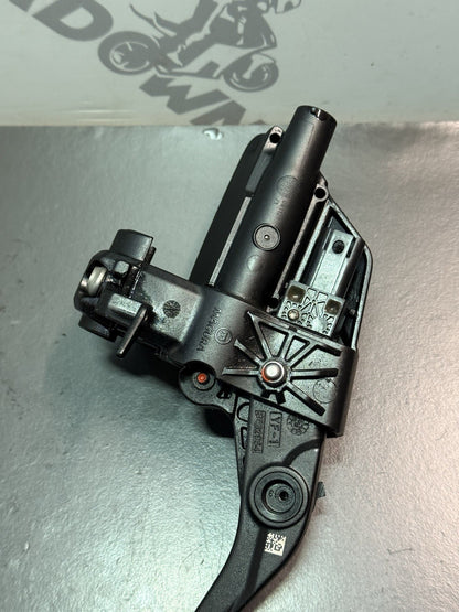 8496a2d2-c42c-419d-9055-cb5fd7a6c31e