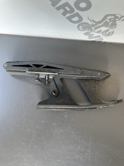 TRIUMPH STREET TRIPLE 675 675R CHAIN GUIDE 675 Chain Guide 2007-2011 OEM