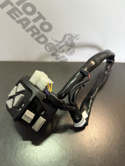 e40d83a3-6826-4c8e-952a-fa1b70a4c7b5