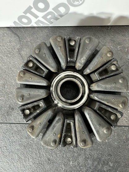 Suzuki GSXR 1000 2014 Rear Sprocket Carrier Cush Drive 22774 Miles 2009-2016 OEM