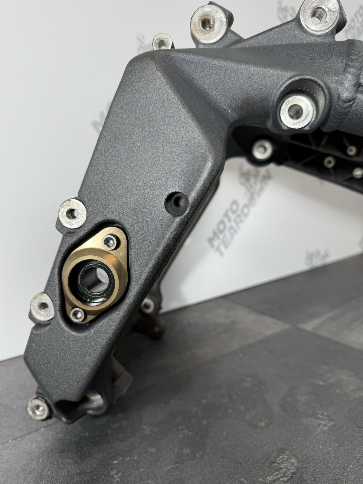 990f0b12-80cc-4fff-be8b-c25229ddebd9