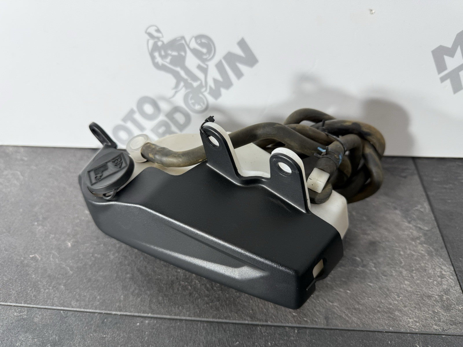 3405affb-8a3d-42ab-9c04-9115f65c94c3