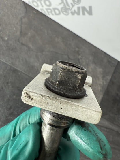 Yamaha YZF R125 R 125 2014 Rear Spindle & Spacers 26983 Miles 2008-2018 OEM