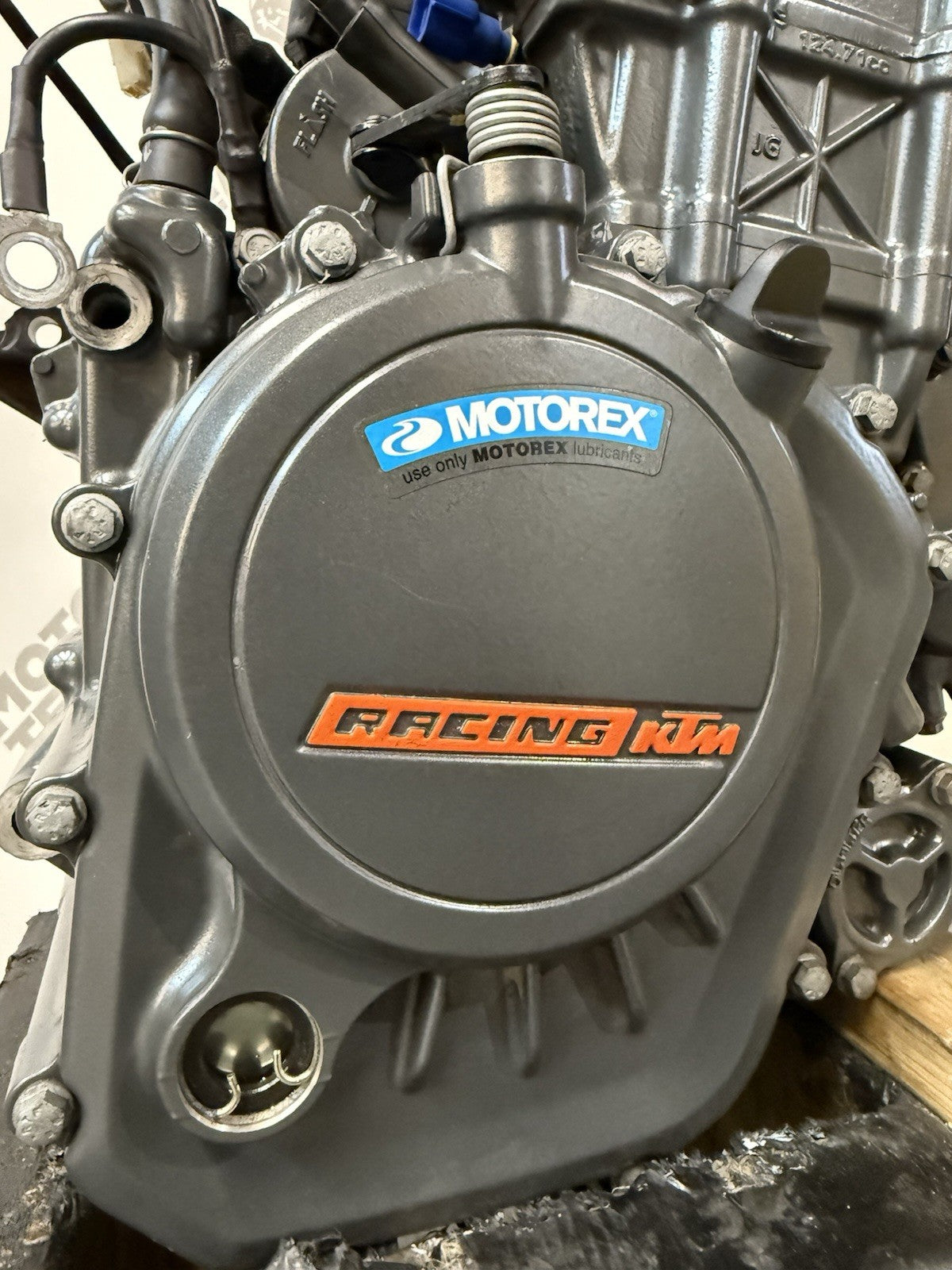 f0af9511-87a3-47f8-98a5-b99b71a3ad8d