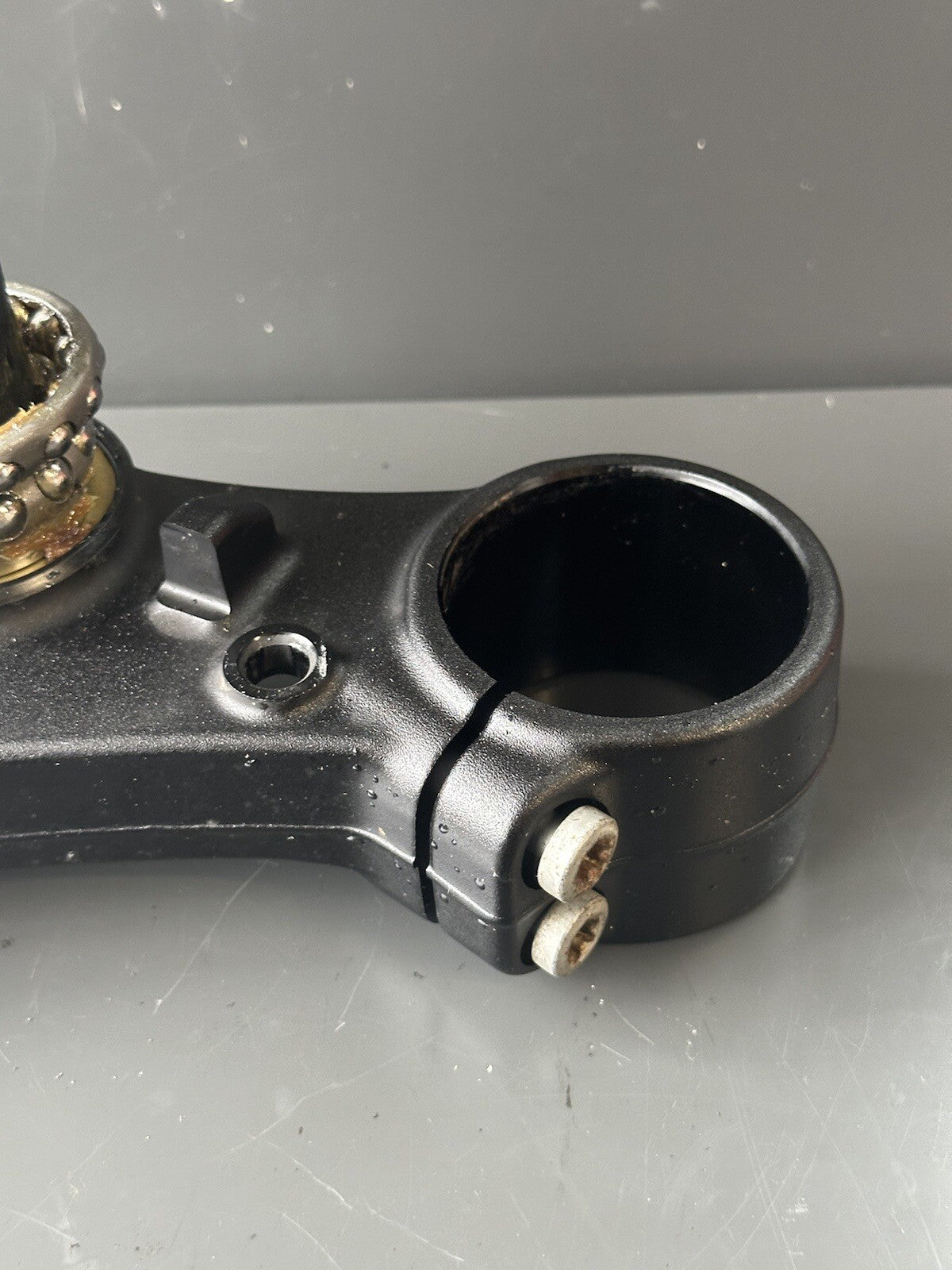 KTM 790 DUKE  Bottom Yoke Bottom Clamp, Lower Yoke Lower Clamp - 64101031032 OEM