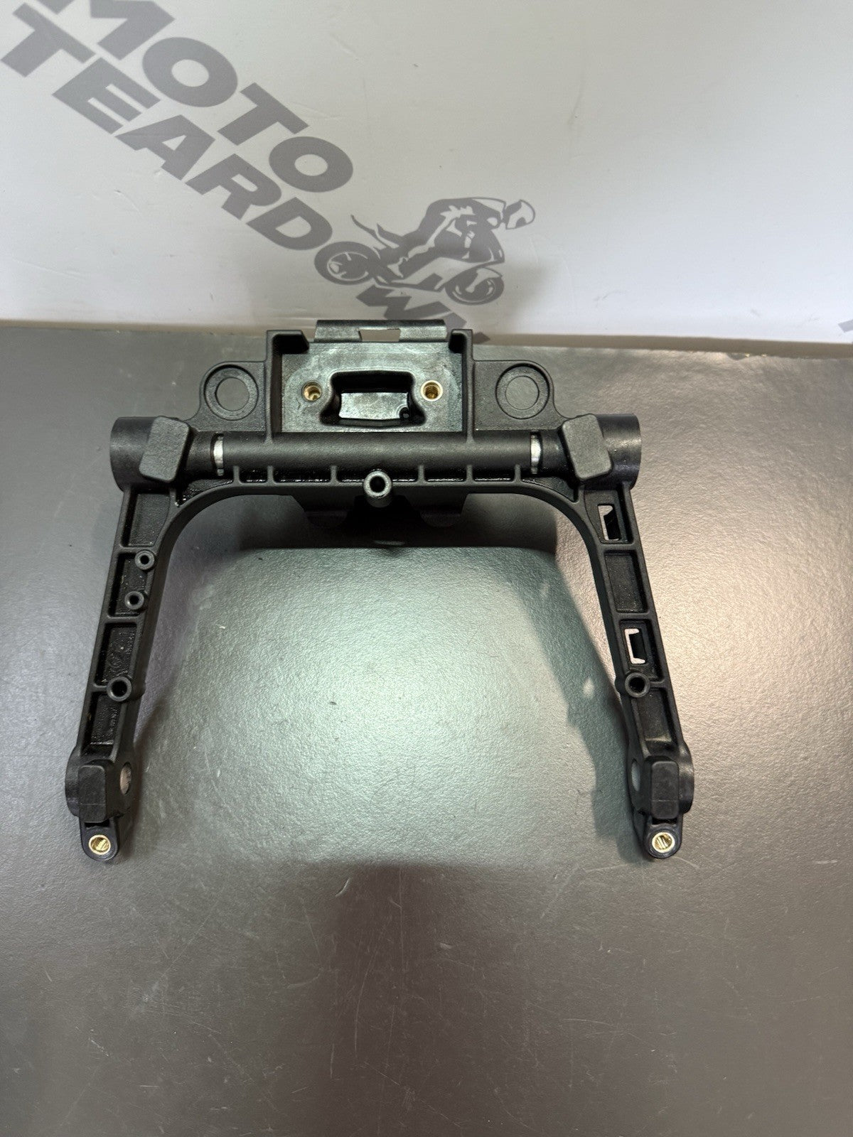 e40438c1-6db9-43a3-aecb-d710a759fc9a