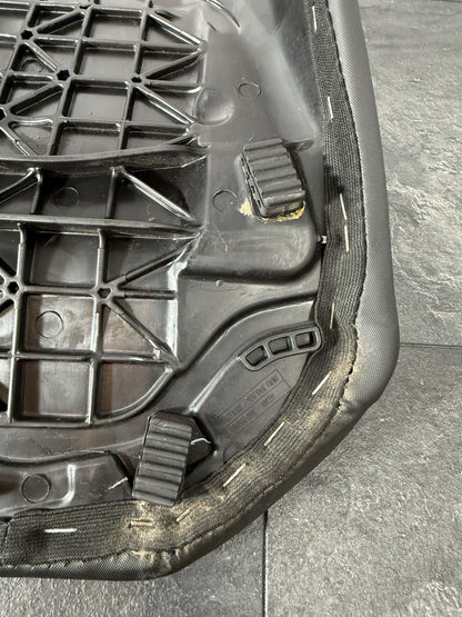 82e34987-9909-4d54-a9ab-77253c899fcc