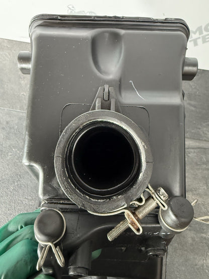 7e6c1528-f415-4e4e-9952-0366dc3c4d20