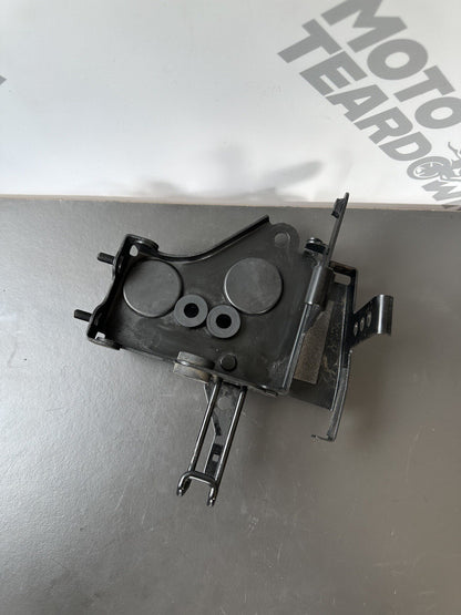 MT07 ABS Pump Bracket Genuine Yamaha 2022 MT-07 ABS bracket Yamaha MT07 Bracket