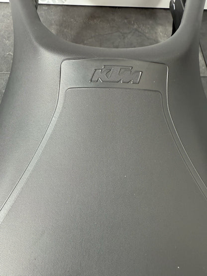 73d43ed4-c0d7-4446-8aa2-cc776d2e58bc