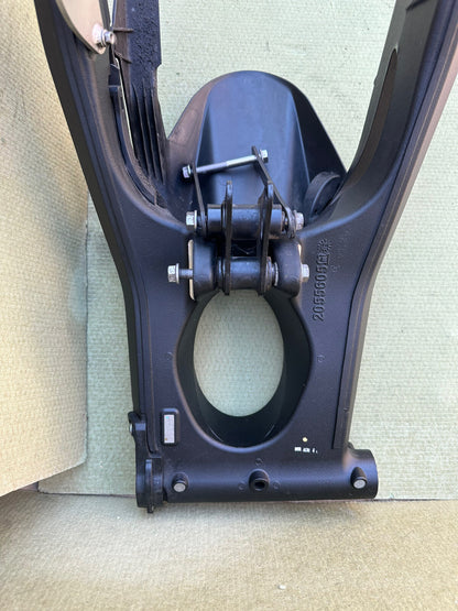 TRIUMPH STREET TRIPLE 765 RS REAR SWING ARM Swing Arm T2055605 2020