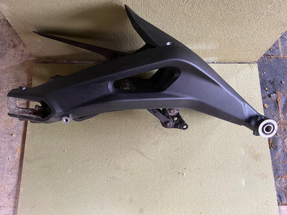 TRIUMPH STREET TRIPLE 765 RS R S  REAR SWING  ARM T2055605 2017-2019 Swinging