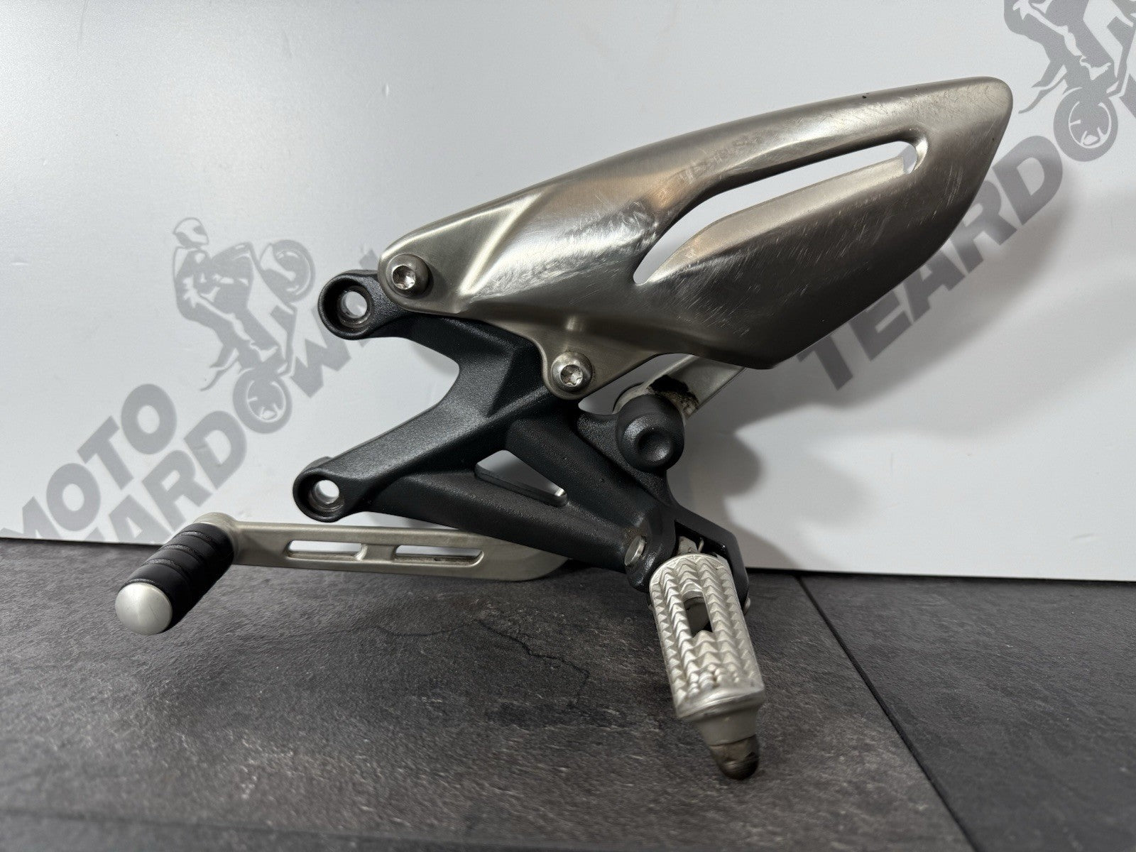 a2d93573-d609-49c2-b384-80a8e181583c