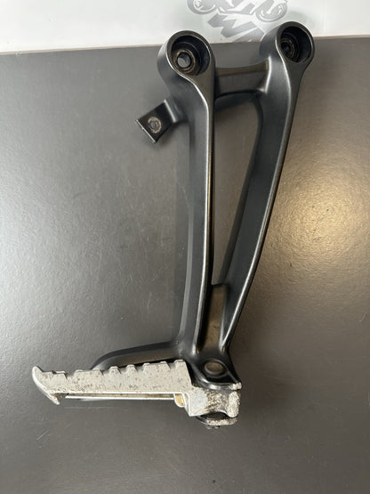 Yamaha MT-07 right pillion footrest Yamaha MT07 Right Pillion Foot Rest 2014-17