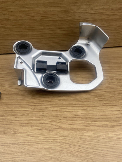 Triumph Street Triple 765 R Speedo Bracket Clock Bracket Dash Mount Pivot OEM