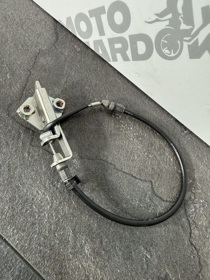 10c5907d-e6aa-4265-b4a9-800f122acfef