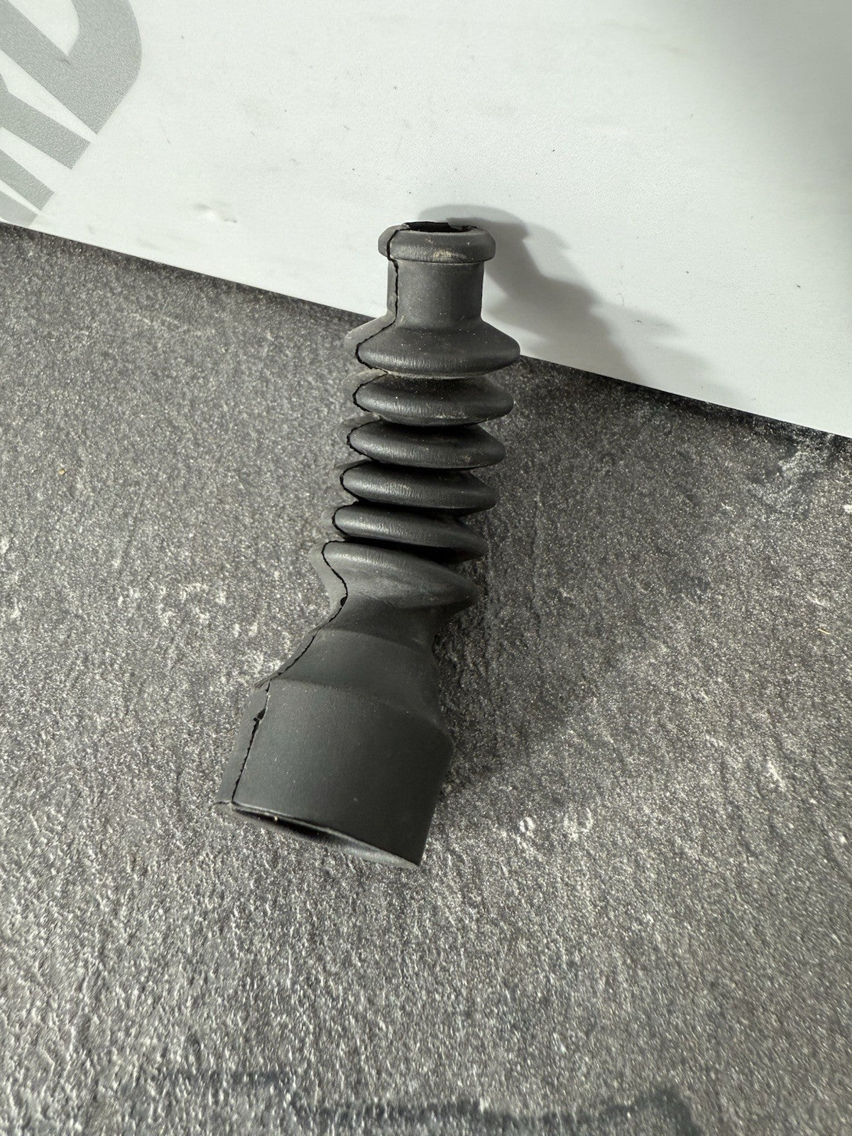 8e4c8beb-05ba-43ad-b8b1-1f0e146f8cc2