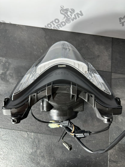 Suzuki GSXR 1300 2016 HAYABUSA Headlight Assembly Front Light 18408 Miles OEM