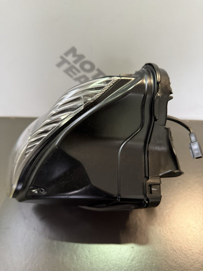 72b9e4e5-daff-43ce-89be-54c9ba8a4178