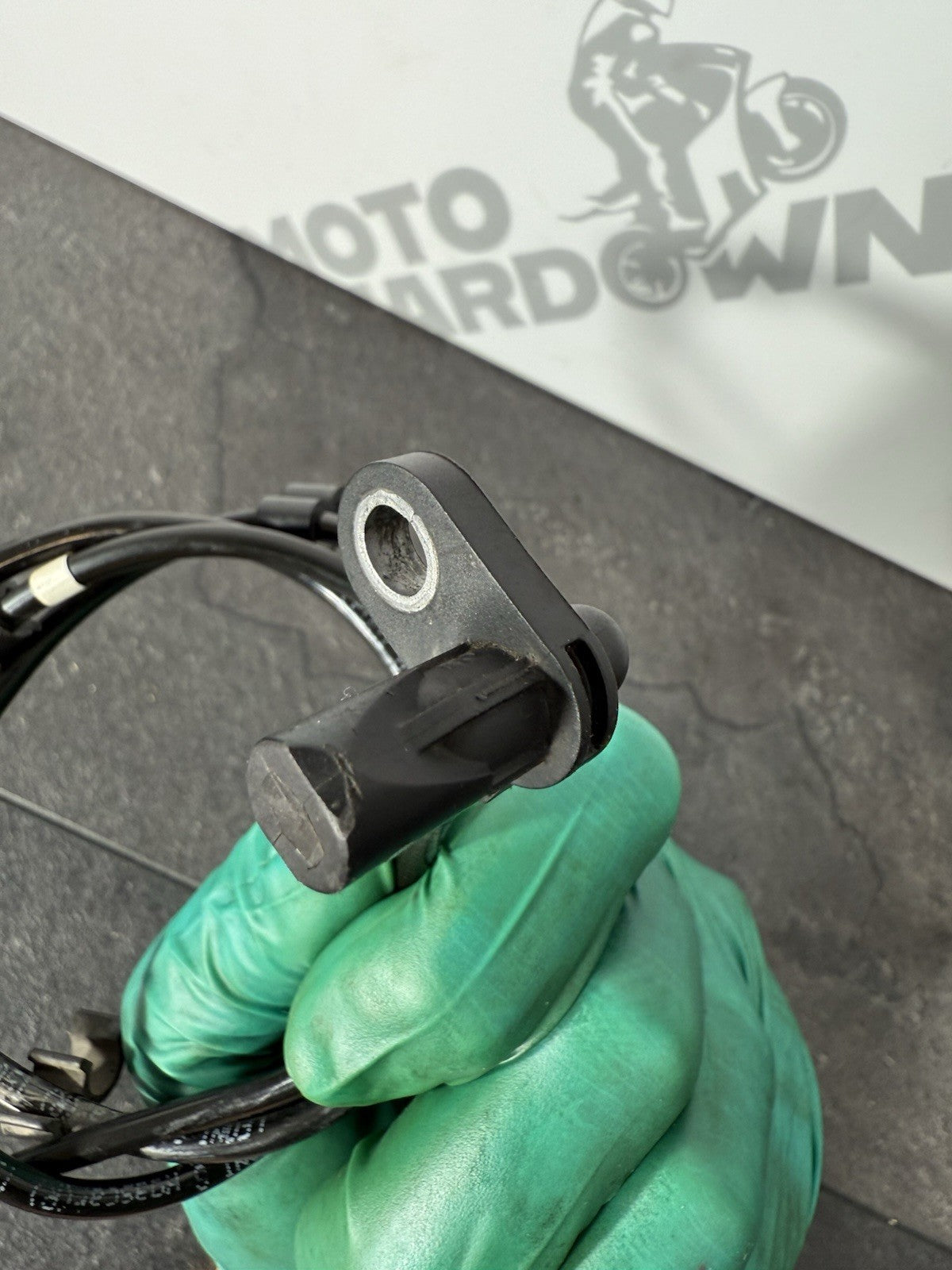 8f769a34-cb01-4012-9d2a-1ae045d10e73