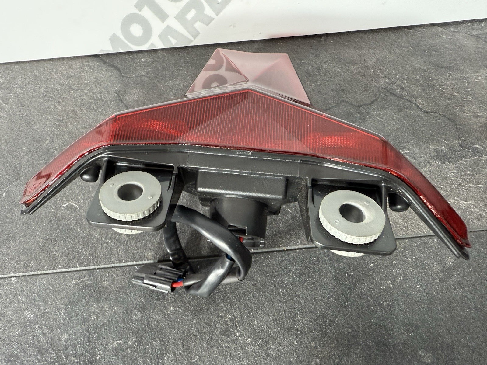 c7fc29e2-6526-427e-bf61-a41d3a2afb67