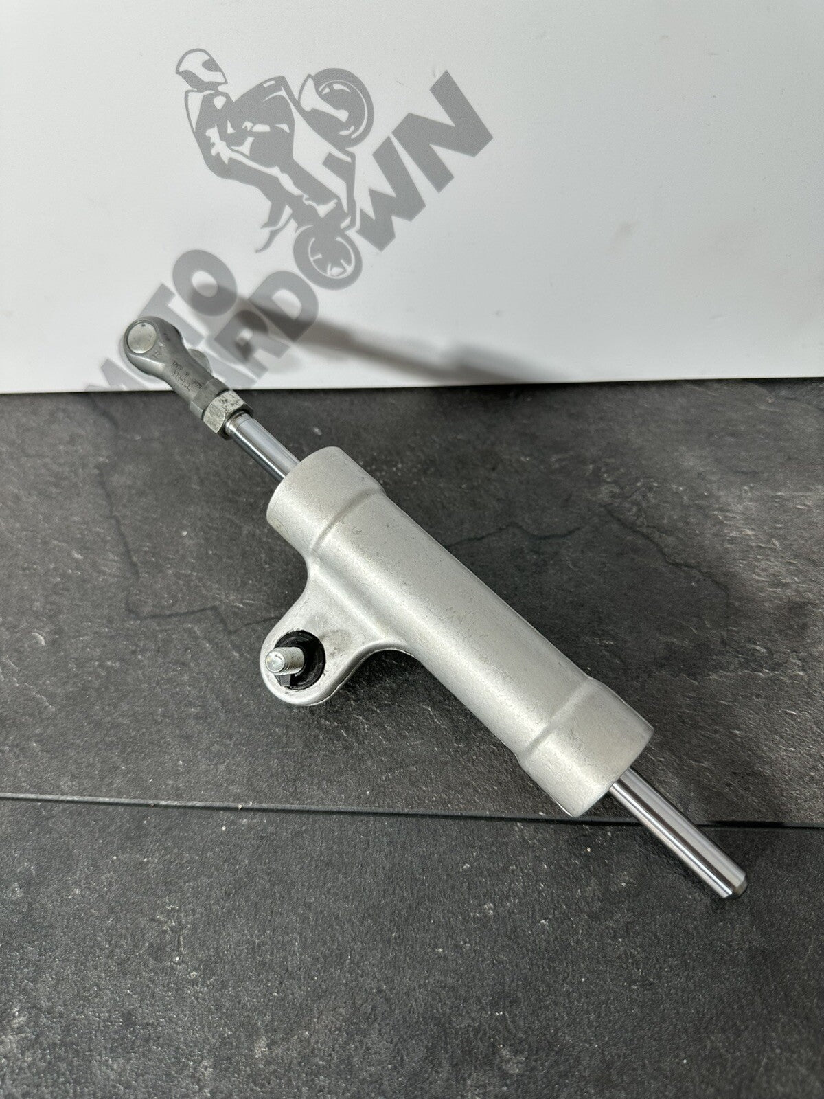 Suzuki GSXR 1300 2016 HAYABUSA Steering Damper Stabiliser 18408 Miles OEM