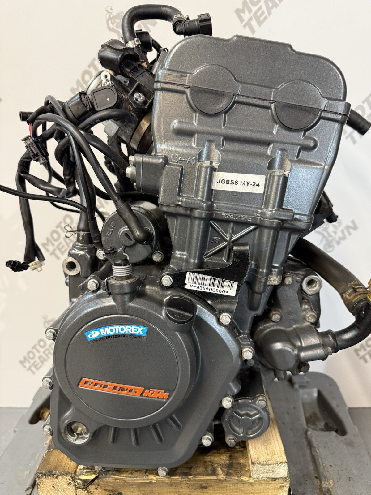 d9f97c87-7924-4793-bdfd-892486cbe388