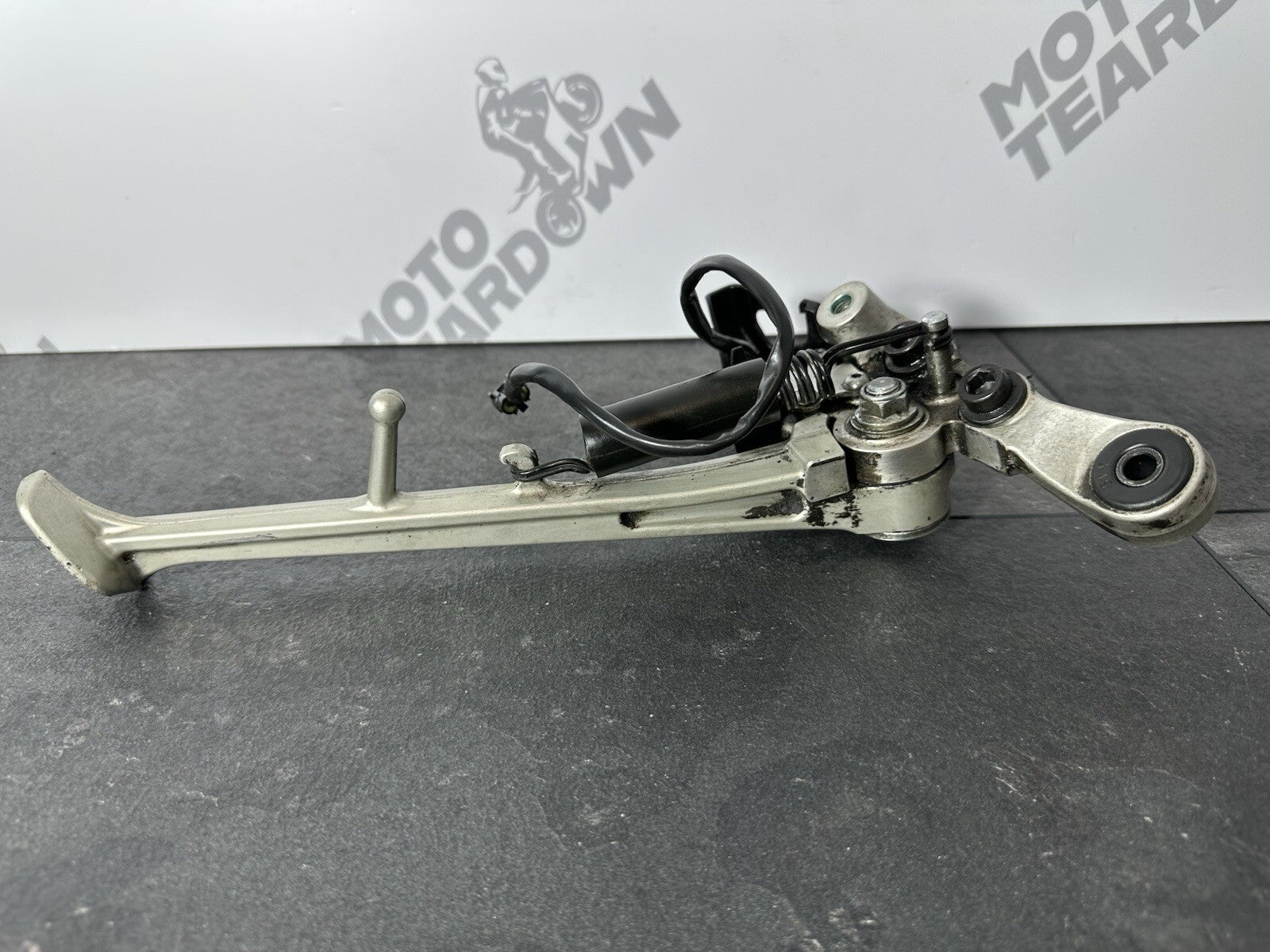 Yamaha MT10 SP 2017-2023 Stand Side Stand & Switch OEM 10595 Miles R1 2CR