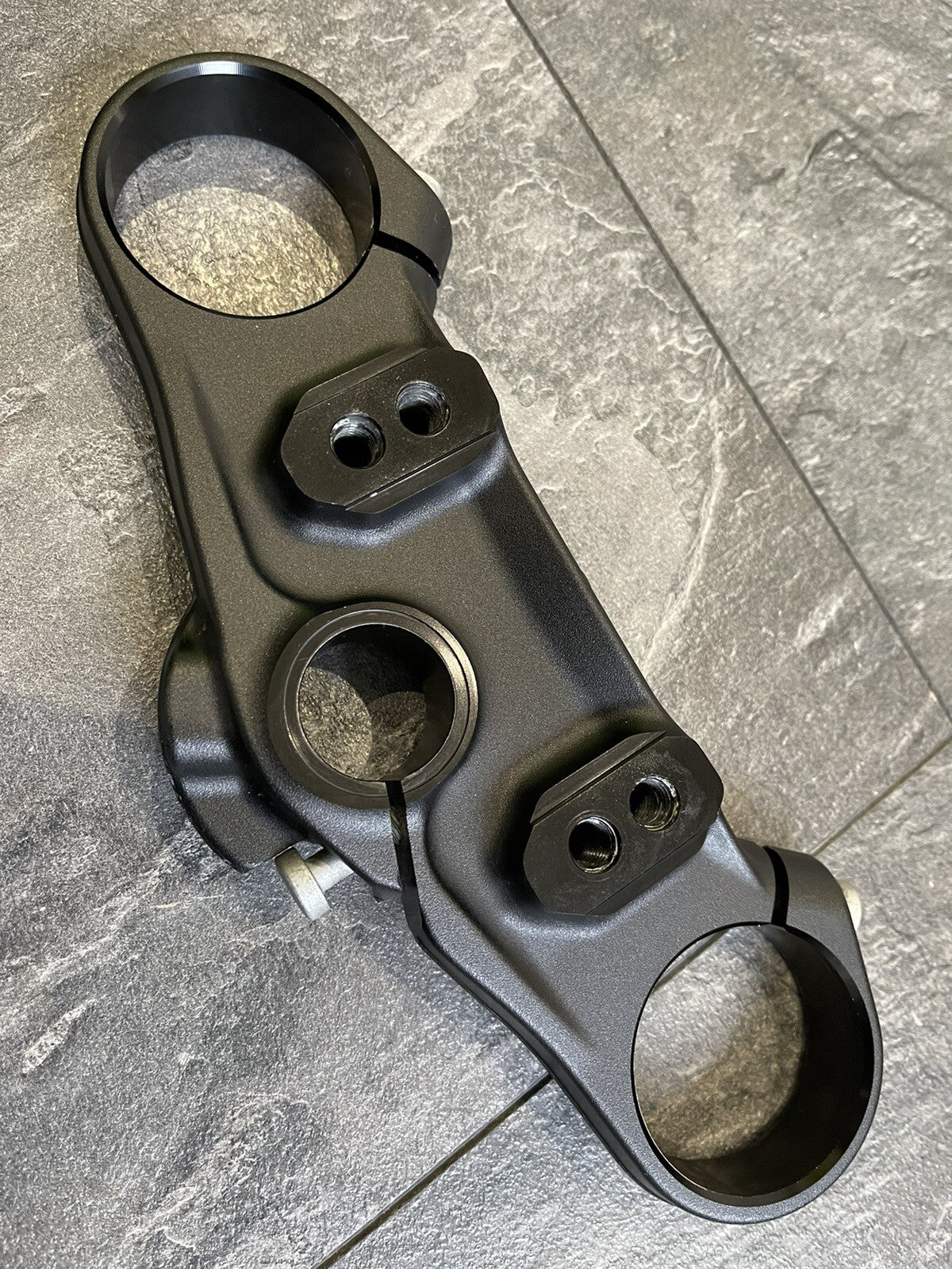 KTM Superduke R 1290 2020-2022 Top Yoke Triple Clamp Only 7179 Miles OEM