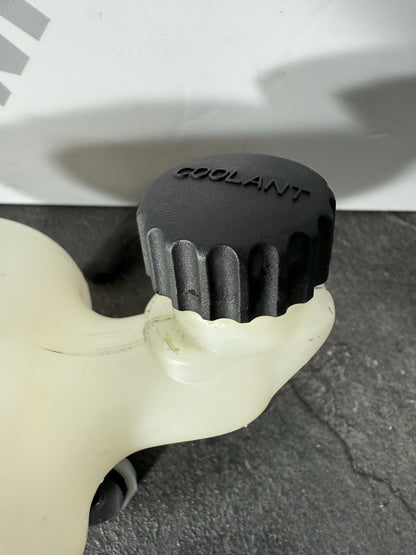 40777372-11a8-405a-b84a-095eeaee9a61