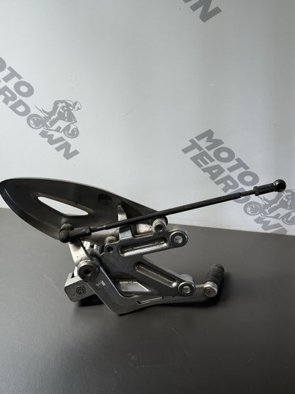 TRIUMPH STREET TRIPLE 675 675R Left Footrest Left Foot Hanger 2007-11 BENT PEDAL