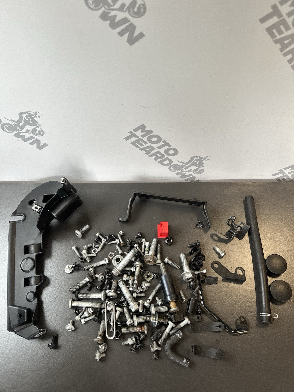 KTM 790 Job Lot Of Bolts Job Lot Brackets Various KTM 790 Job Lot Bolts 2018-20
