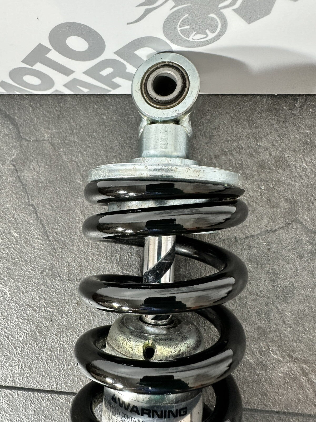 Triumph Trident 660 2022 SHOWA Rear Shock Absorber 2962 Miles 2021-2024 OEM