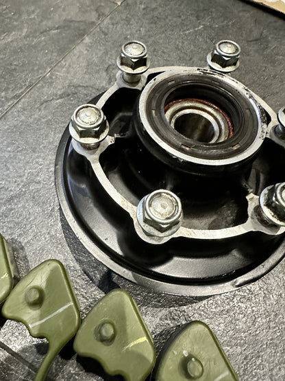 Kawasaki Z1000R Z1000 Rear Sprocket Carrier & Cush Drives 7317 Miles 2018 OEM