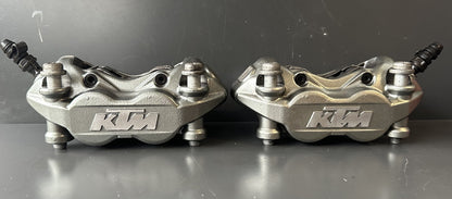 KTM 790 Duke ABS 2018 - 2021 Front Brake Callipers KTM Front Brake Calipers OEM