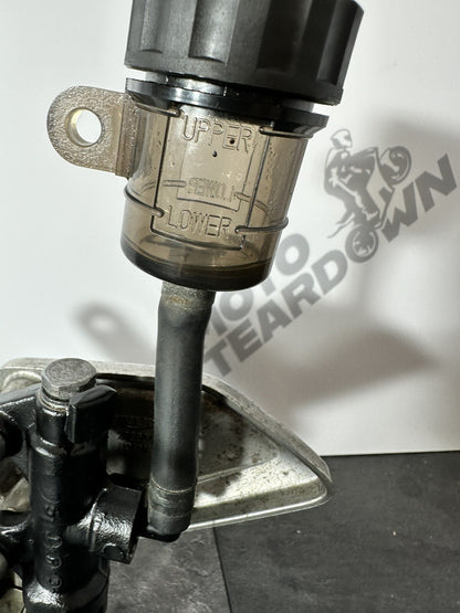 Triumph Trident 660 2022 Right Rearset Footrest Mastercylinder 2962 Mile 2021-24