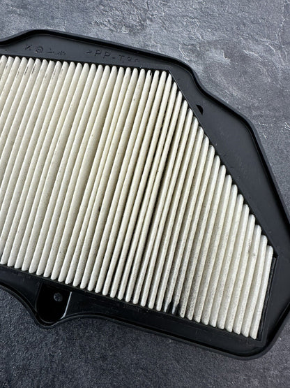 Kawasaki ZX10R 2018 HIFLOFILTRO Air Filter Only 1086 Miles 2016 2017 OEM