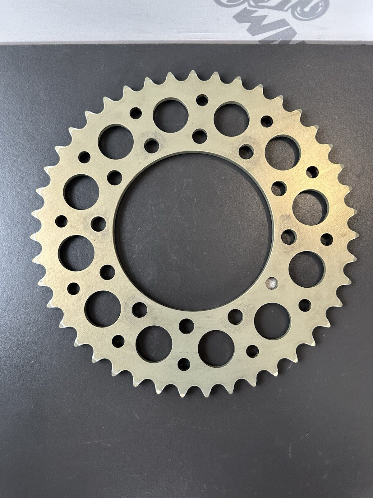 Suzuki GSXR600 525 Rear Renthal Sprocket. Hard Anodised 2011-2017 L1-L7 Renthal