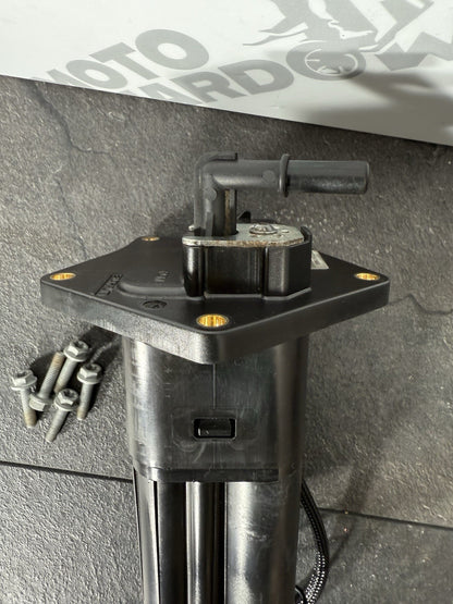 40dea4f6-fca8-400f-ad65-ab4bd156c86c