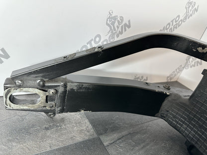 Suzuki GSXR 1300 2016 HAYABUSA Swingarm Rear Swinging Arm 18408 Miles OEM