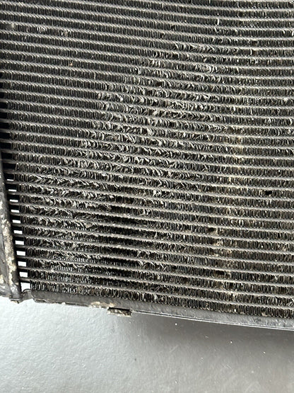 Suzuki GSXR 1000 Radiator Coolant Rad 2009-2016 Only 33,787 Miles OEM Radiator