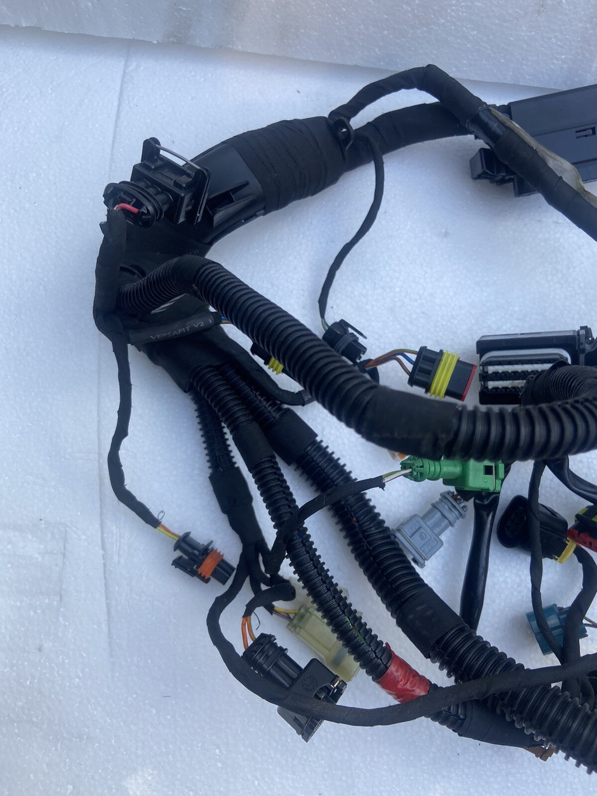 Aprilia Tuono V4 2020 Rear wiring loom 2020 2D000304 V4 Rear Wiring Loom OEM