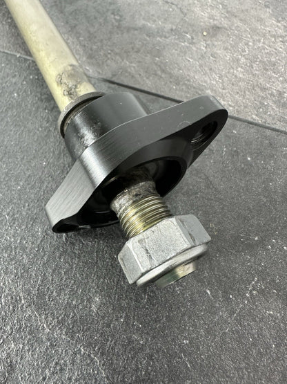 Triumph Street Triple 675 R 2015 Swingarm Spindle Bolt 2013-2016 16470 Miles OEM