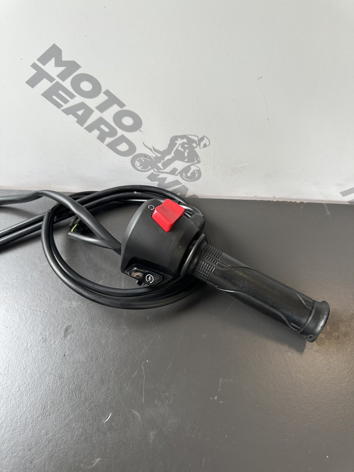HONDA MSX GROM 125 2021-2024 RIGHT SWITCH GEAR HAND CONTROLS Throttle Cables OEM
