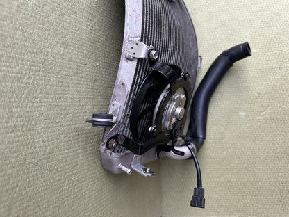 YAMAHA R1 14B RADIATOR AND FANS BIG BANG YZF 1000 2009-2014 Yamaha R1 Radiator