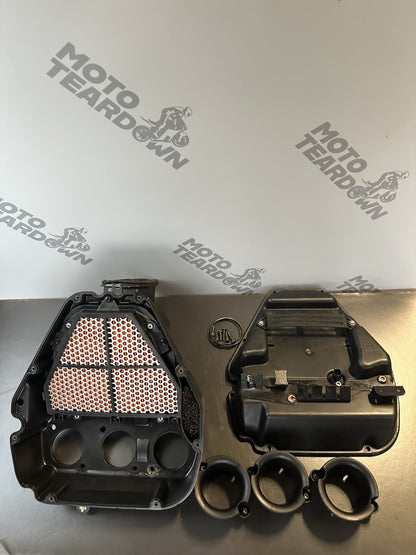 TRIUMPH STREET TRIPLE 675R Air Box Triumph Street Triple 675R Air Box 2011 OEM