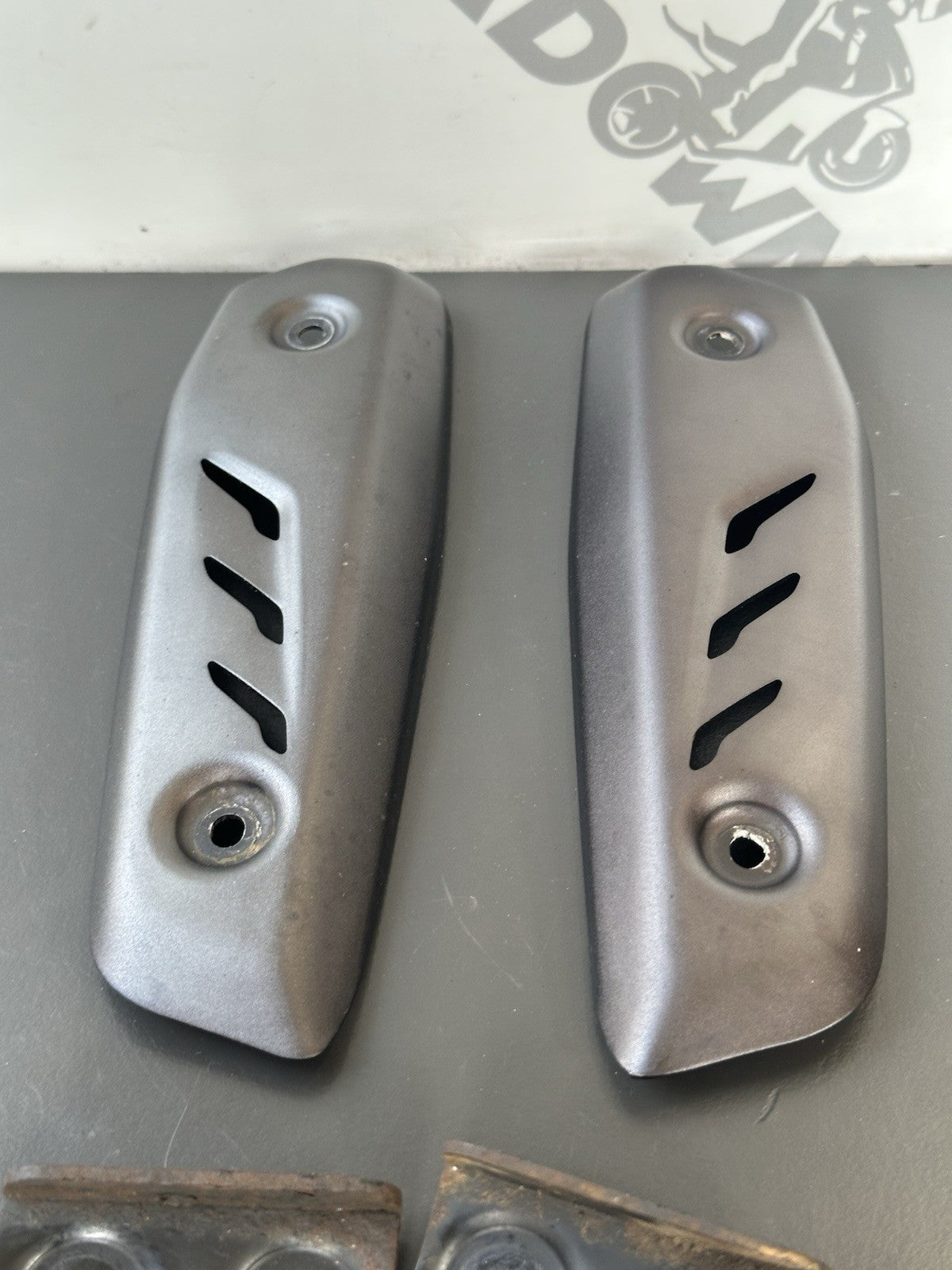Triumph Street Triple 765RS 765R S Radiator End Plates Brackets 2017-2019 *GREY*