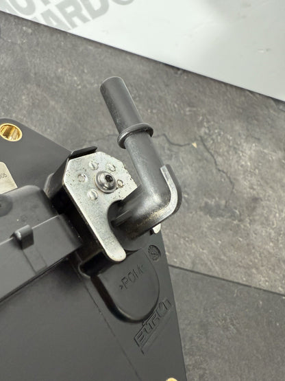 6903f932-3468-4039-87d4-d12e9ddc80eb